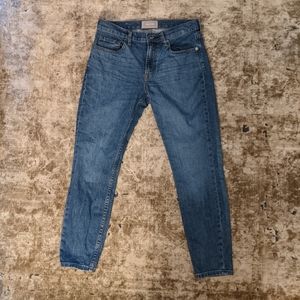 EUC, Everlane skinny jeans. Mid rise